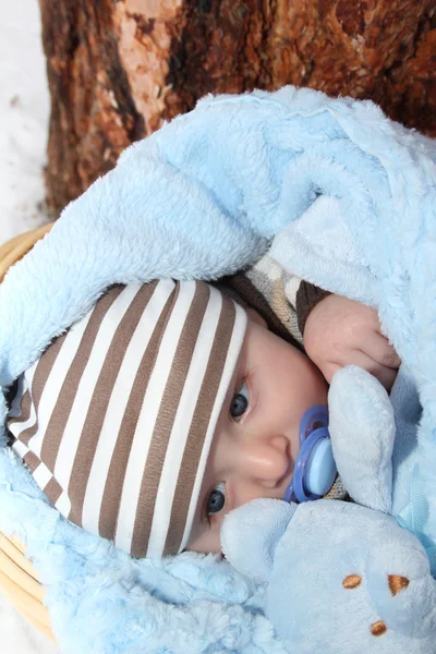 Vintern baby — Stockfoto