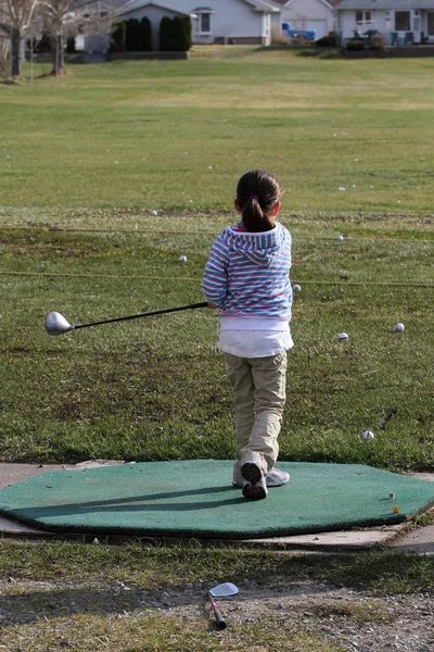 Práctica de golf — Foto de Stock