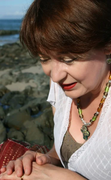 浜辺の女性 — ストック写真