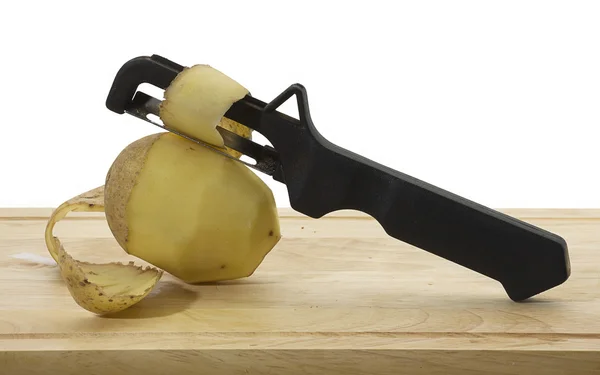 Kniv till ren potatis. — Stockfoto
