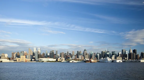 ニューヨークのアップタウンのスカイライン — ストック写真