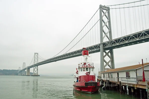 Puente Colgante Oakland Bay en San Francisco a Yerba Buena —  Fotos de Stock