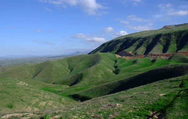 Άνοιξη βουνά στο ashgabad του Τουρκμενιστάν — Φωτογραφία Αρχείου