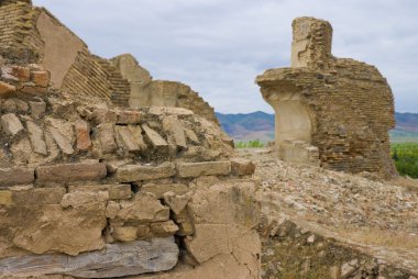 yıkık tarihi cami içindeki turkmenistan ashgabad anau-depe