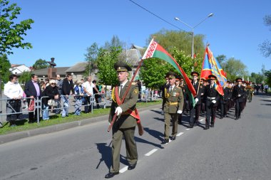 Zafer Bayramı. önde - standard-bearers.