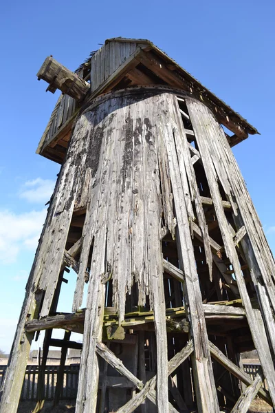 Remains of an old wooden windmill. — Stock Photo, Image