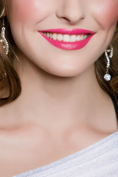 Roze lippen glimlach — Stockfoto