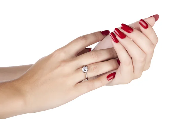 Vrouw die draagt een diamond ring — Stockfoto