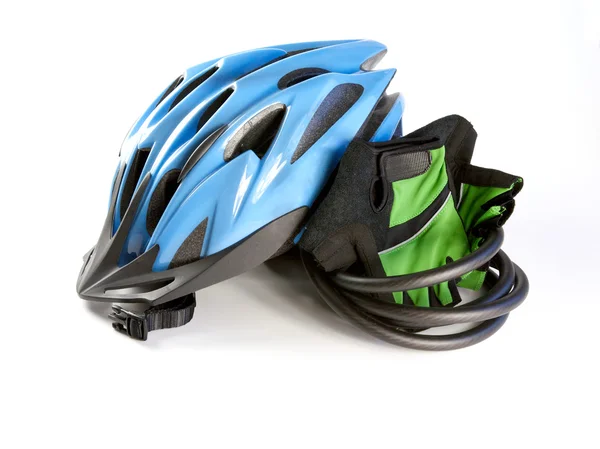 Велосипедный шлем в перчатках — стоковое фото