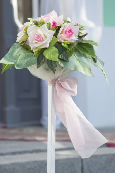 Bloemen op een bruiloft — Stockfoto