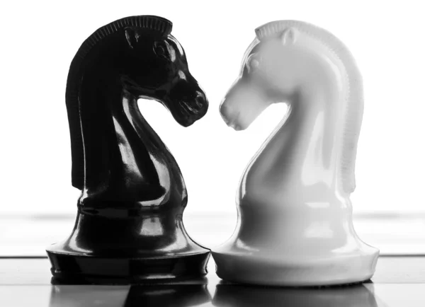Konfrontacji sztuk szachy — Zdjęcie stockowe