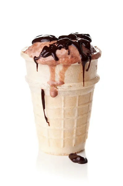 Chocolate ice cream in a waffle — Stock Photo, Image