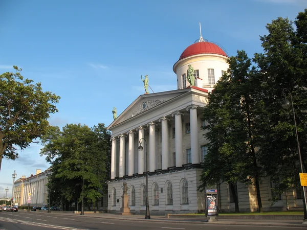 Edificio histórico en Peterburg Imagen de stock