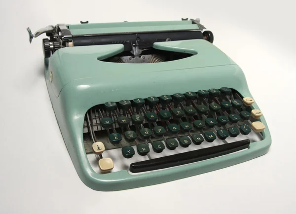 Старомодная пишущая машинка — стоковое фото