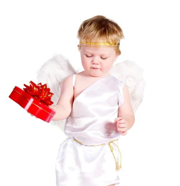 День святого Валентина хлопчик-ангел з крилами і червоною коробкою — стокове фото