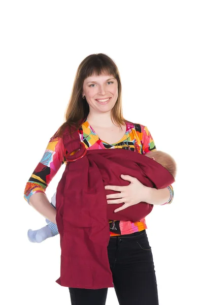 Jovem mãe com bebê na funda — Fotografia de Stock
