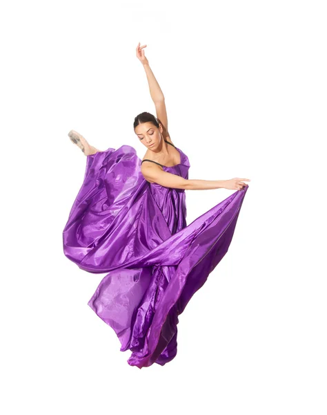 Balletttänzer im fliegenden Kleid — Stockfoto