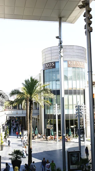 Торговельний центр Maquinista ла — стокове фото