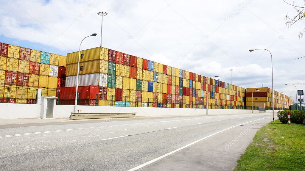Containers and goods in a road