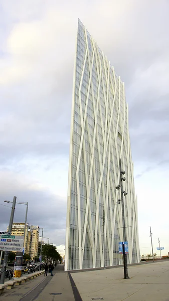モダンな建物のガラスと十字線. — ストック写真