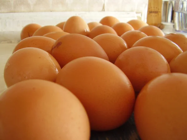 Fazla yumurta — Stok fotoğraf