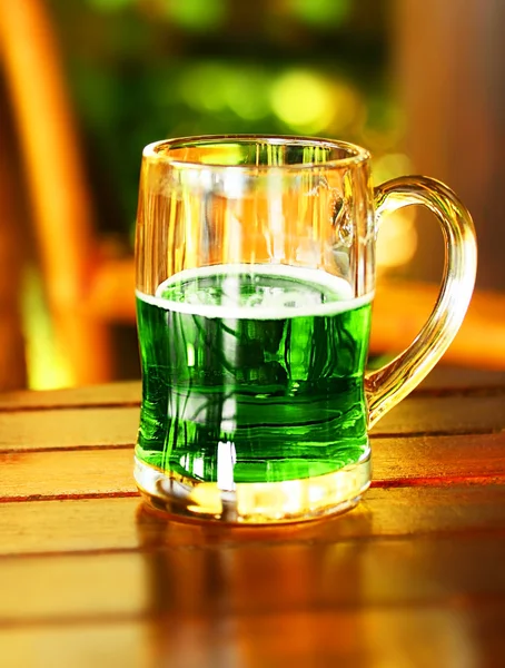 신선한 녹색 클로버 테두리 — 스톡 사진