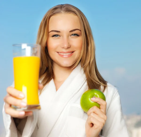 Healthy lovely young woman dieting — Stock Photo, Image