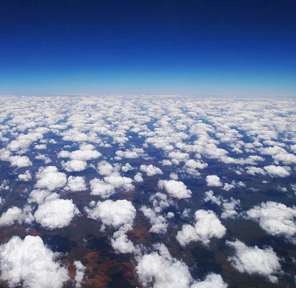 Хмарного неба фону — стокове фото