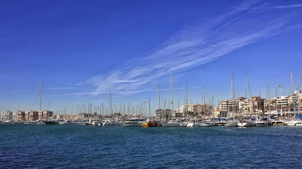 Yachting hamnen i torrevieja, Spanien — Stockfoto