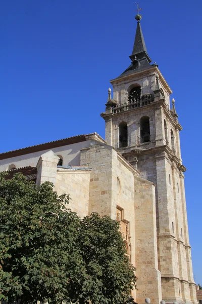 アルカラ ・ デ ・ エナレス教会、スペイン — ストック写真