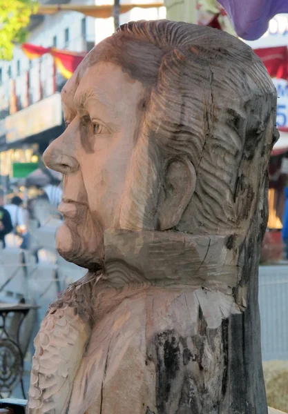 गोया के सिर की लकड़ी की मूर्तिकला — स्टॉक फ़ोटो, इमेज