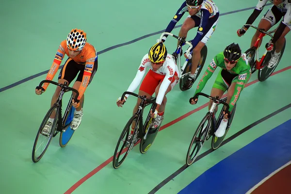 Galapagar, Espanha - 6 DE ABRIL - Espanha Campeonato Indoor Track Cyc — Fotografia de Stock