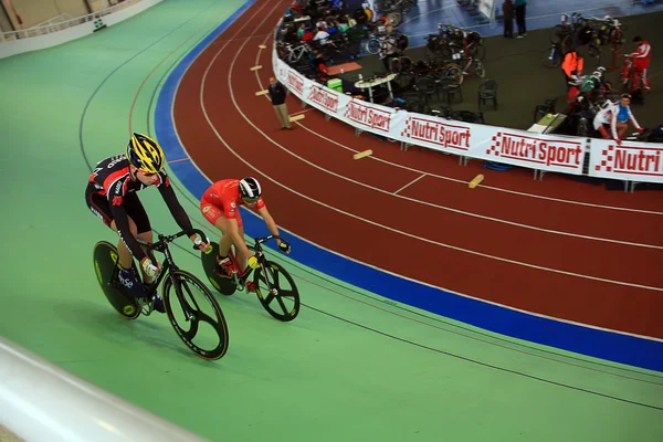 Galapagar, İspanya - 6 Nisan - İspanya şampiyonluğu kapalı track cyc — Stok fotoğraf