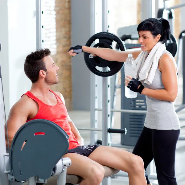 Man and woman friends on sport gym relaxed — Stockfoto