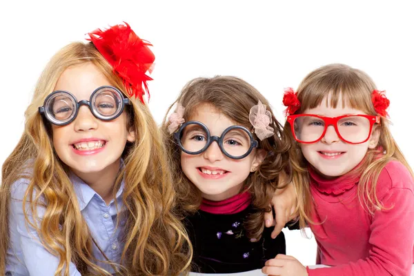 戴着滑稽眼镜的书呆子儿童女孩组 — 图库照片