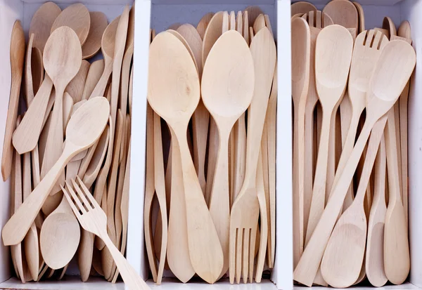 Box with wooden cutlery in beech wood — Stock Photo, Image
