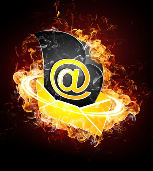 E-mail sobre fogo — Fotografia de Stock