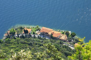 Lake garda üzerinde göster