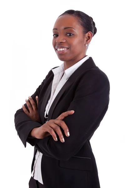 Sorridente donna d'affari africana americana con le braccia incrociate — Foto Stock