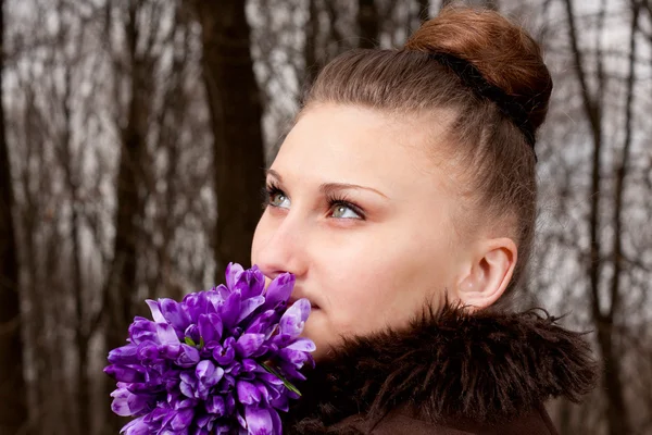 Hóvirág lány — Stock Fotó