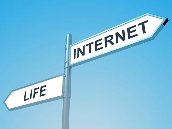 Escolha difícil entre a vida real e internet. conceito de sinal de estrada — Fotografia de Stock