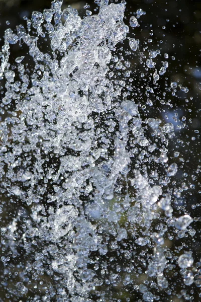 Fallna vattendroppar — Stockfoto
