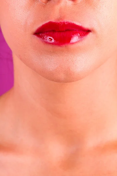 Punaiset huulet — kuvapankkivalokuva