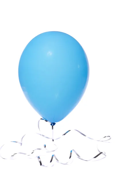 Oppblåst blå ballong – stockfoto