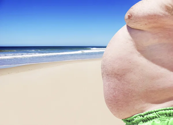 Dekat dari tiga orang gemuk obesitas dari pantai — Stok Foto