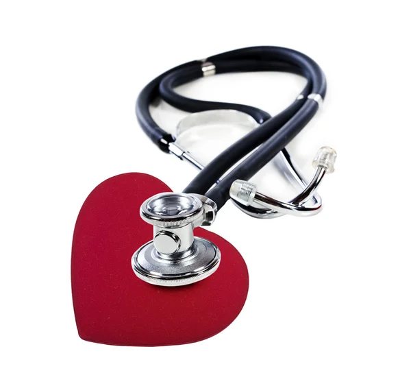Stethoskop eines Arztes hört auf ein rotes Herz — Stockfoto