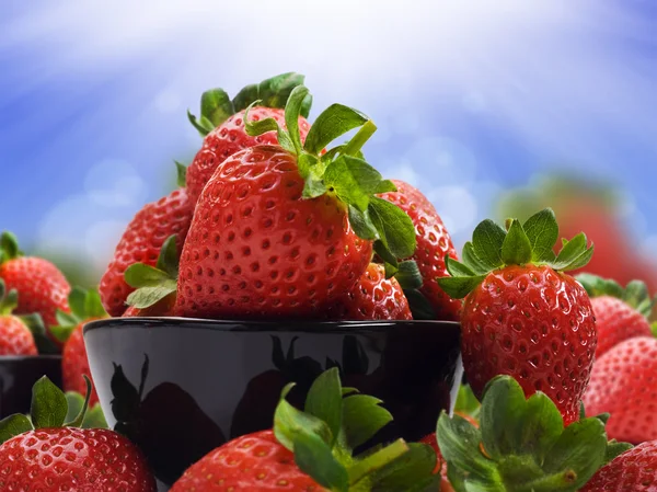 Świeże truskawki zdrowy dla zdrowej diety — Zdjęcie stockowe