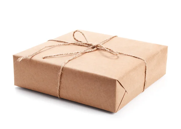 Paquete envuelto con papel de embalaje marrón —  Fotos de Stock
