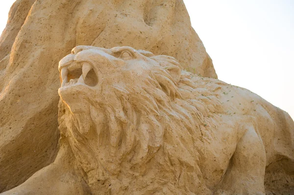 Leeuw standbeeld — Stockfoto