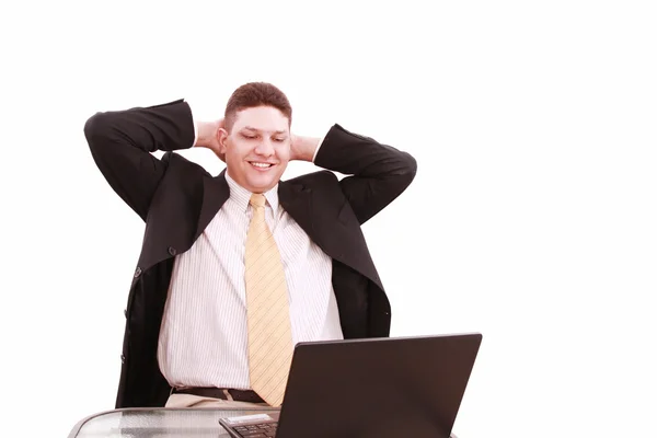 Giovane uomo d'affari rilassarsi con felicemente dopo aver lavorato — Foto Stock